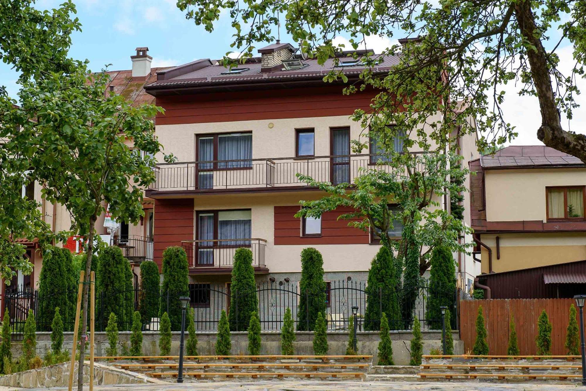 Villa Turris Apartamenty Przy Muszynskim Zamku 무스지나 외부 사진